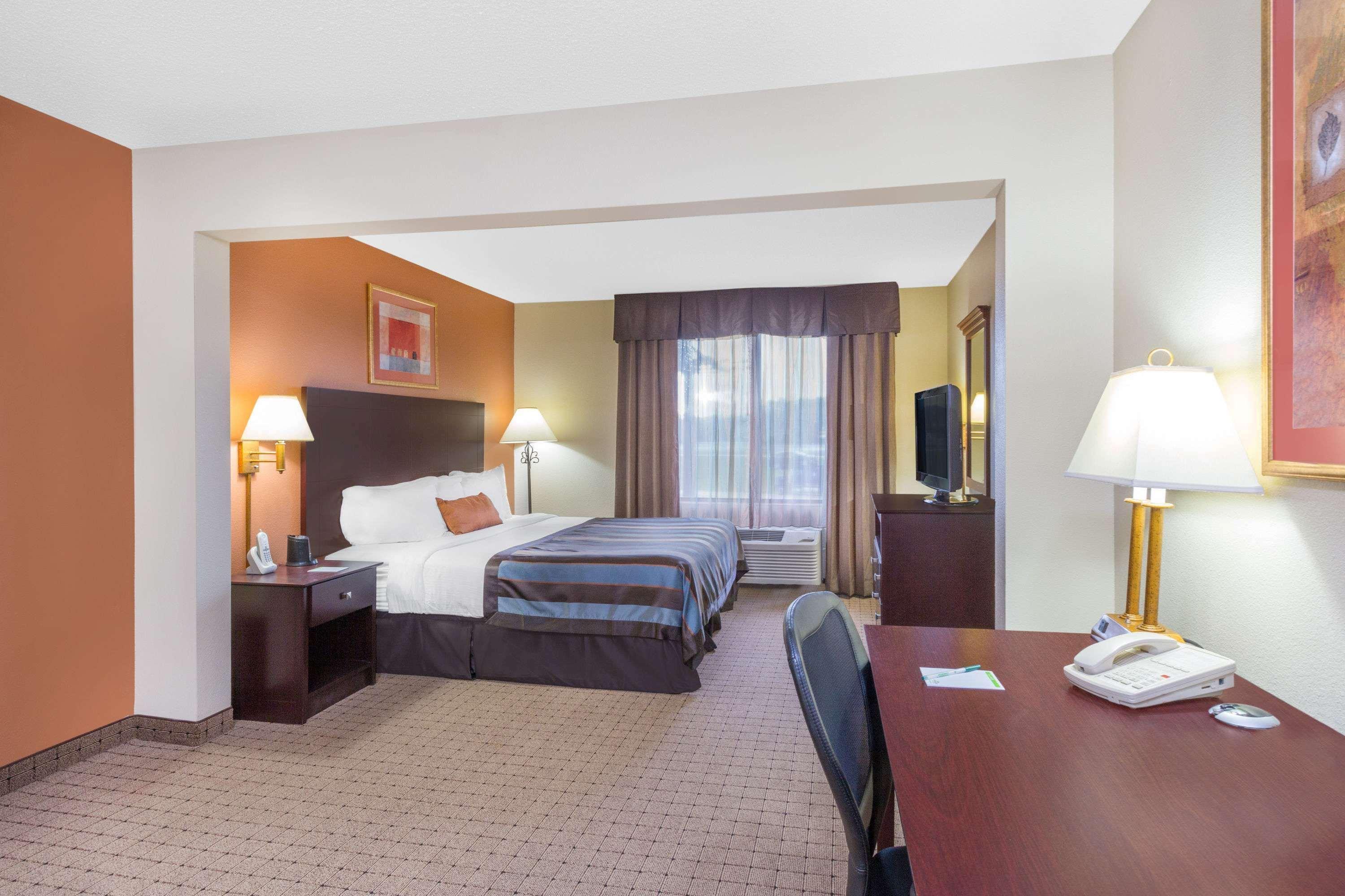 Wingate By Wyndham West Monroe Hotel Buitenkant foto